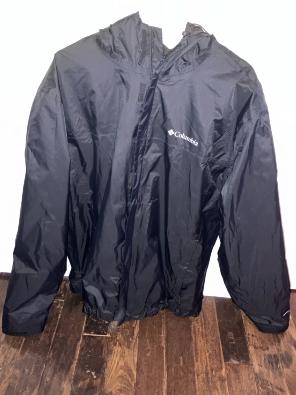 Men’s Columbia Black Hooded Windbreaker Jacket